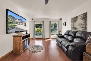 20250912152719176213000000-o